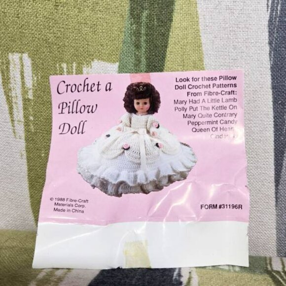 Vtg Fibre Craft Doll Pillow Doll 8" Tall Poupee Coussin Brown Hair Brown Eyes - Picture 4 of 10